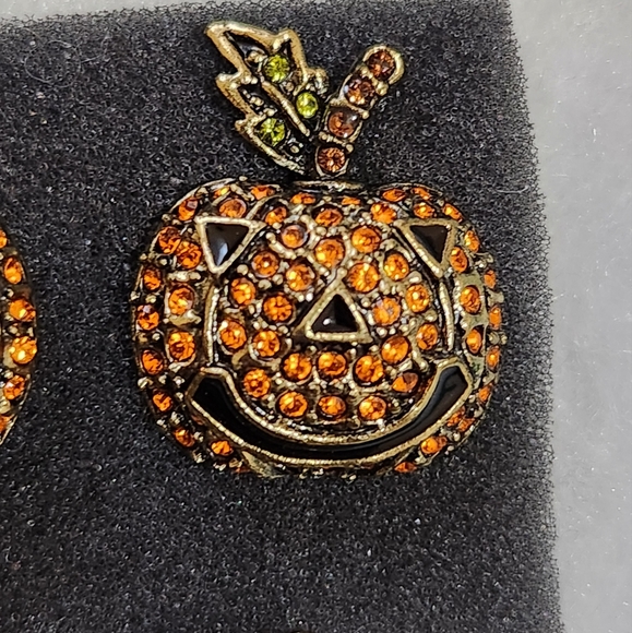 Heidi Daus Smashin' Pumpkin Pavé Crystal Drop Earrings Brand new - Picture 4 of 7
